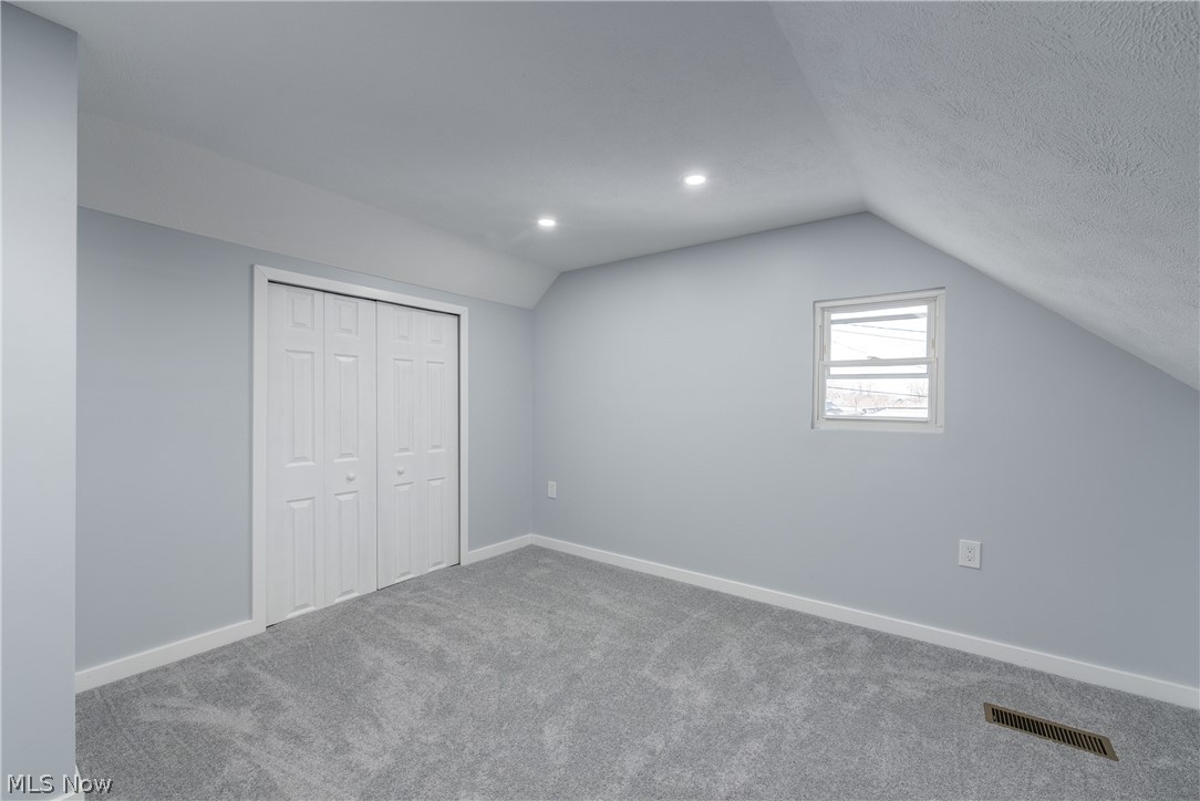3290 W 23rd Place Cleveland OH 44109