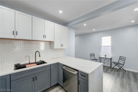 3290 W 23rd Place Cleveland OH 44109