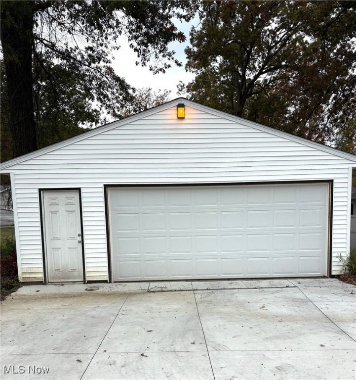 1054 Karen Drive Akron OH 44313