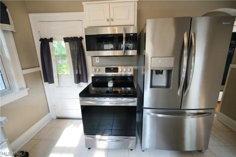 354 Cornell Avenue Elyria OH 44035