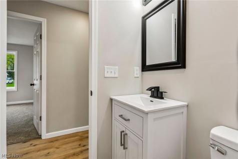 38849 Adkins Road Willoughby OH 44094