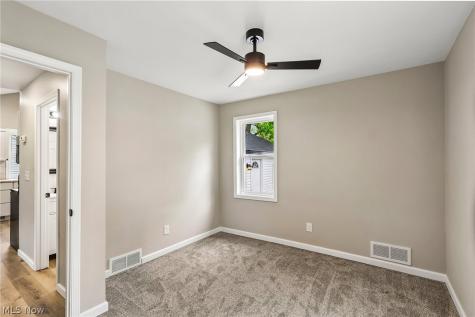 38849 Adkins Road Willoughby OH 44094
