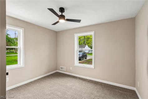38849 Adkins Road Willoughby OH 44094