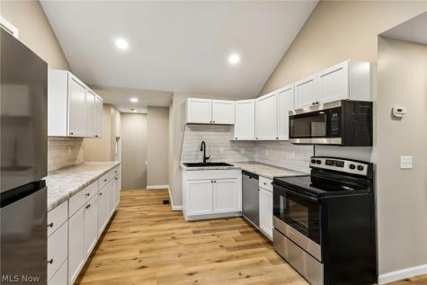 38849 Adkins Road Willoughby OH 44094