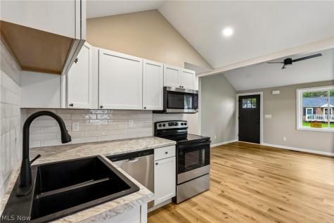 38849 Adkins Road Willoughby OH 44094