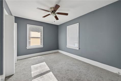 1158 E 146th Street Cleveland OH 44110