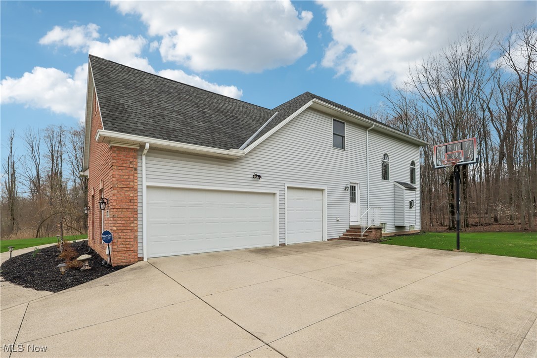 5250 Waterbridge Drive North Royalton OH 44133