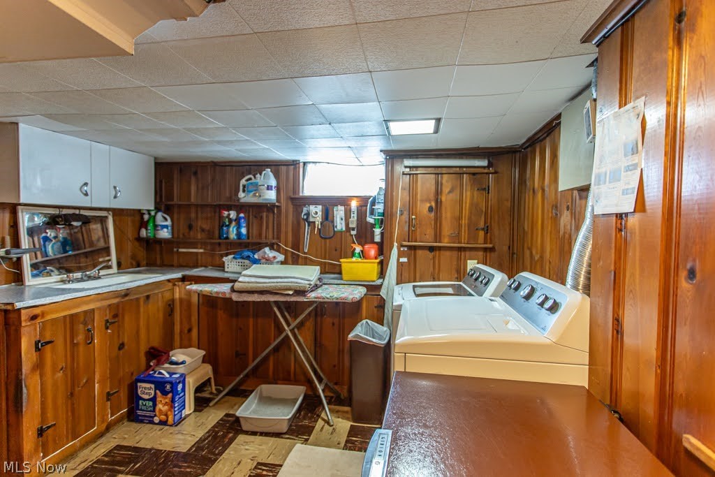 1531 Westview Drive NE Warren OH 44483