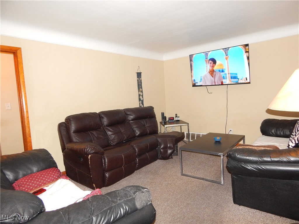 12701 Oakview Boulevard Garfield Heights OH 44125