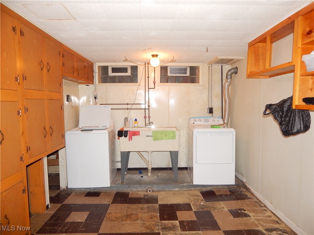 12701 Oakview Boulevard Garfield Heights OH 44125