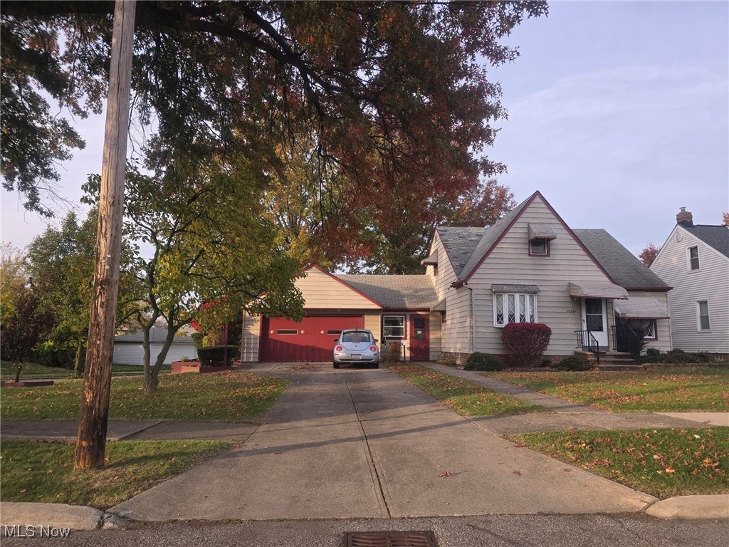 12701 Oakview Boulevard Garfield Heights OH 44125