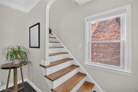 3954 Lansdale Road University Heights OH 44118