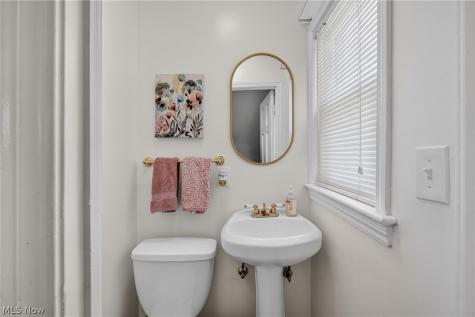 3954 Lansdale Road University Heights OH 44118