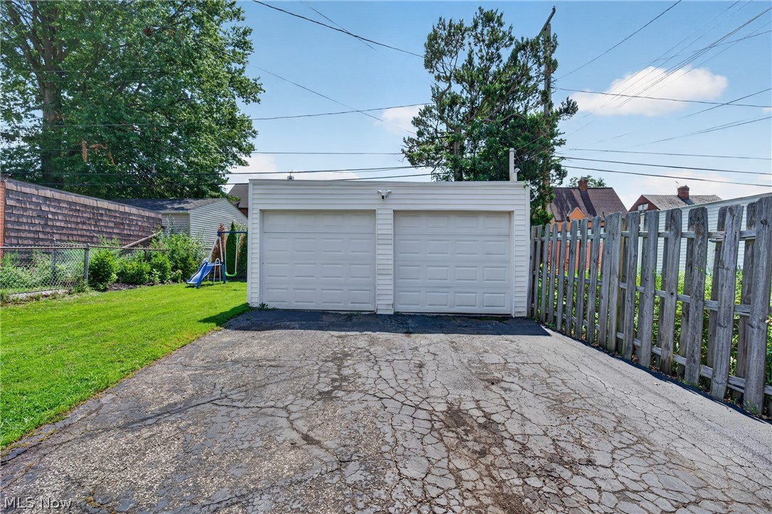 3954 Lansdale Road University Heights OH 44118