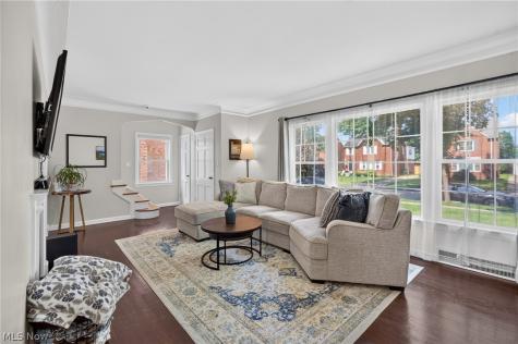 3954 Lansdale Road University Heights OH 44118