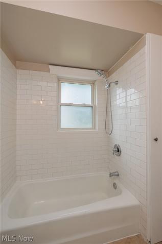 3720 Biddulph Avenue Cleveland OH 44109