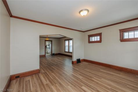 3720 Biddulph Avenue Cleveland OH 44109