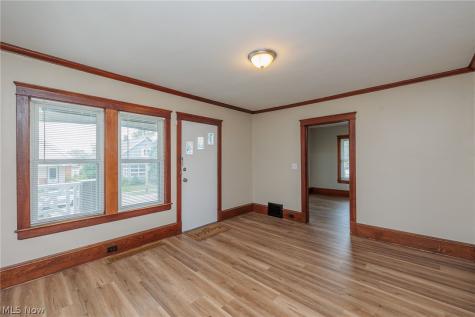 3720 Biddulph Avenue Cleveland OH 44109