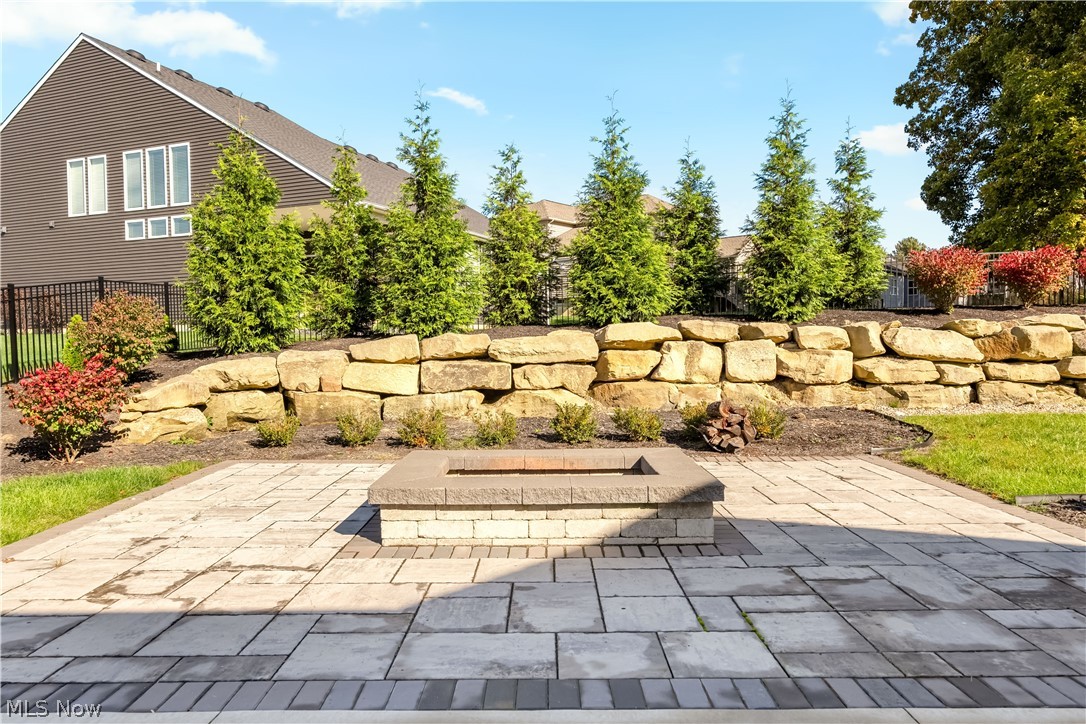 2761 Weeping Pine Drive Medina OH 44256