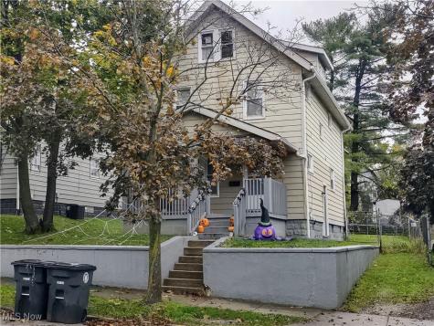 2171 12th Street SW Akron OH 44314