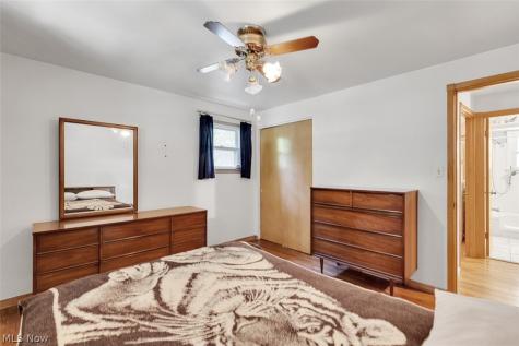 7761 Big Creek Parkway Middleburg Heights OH 44130