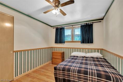 7761 Big Creek Parkway Middleburg Heights OH 44130