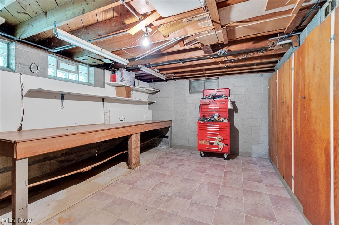 7761 Big Creek Parkway Middleburg Heights OH 44130