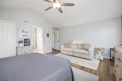 488 Bristol Lane Brunswick OH 44212