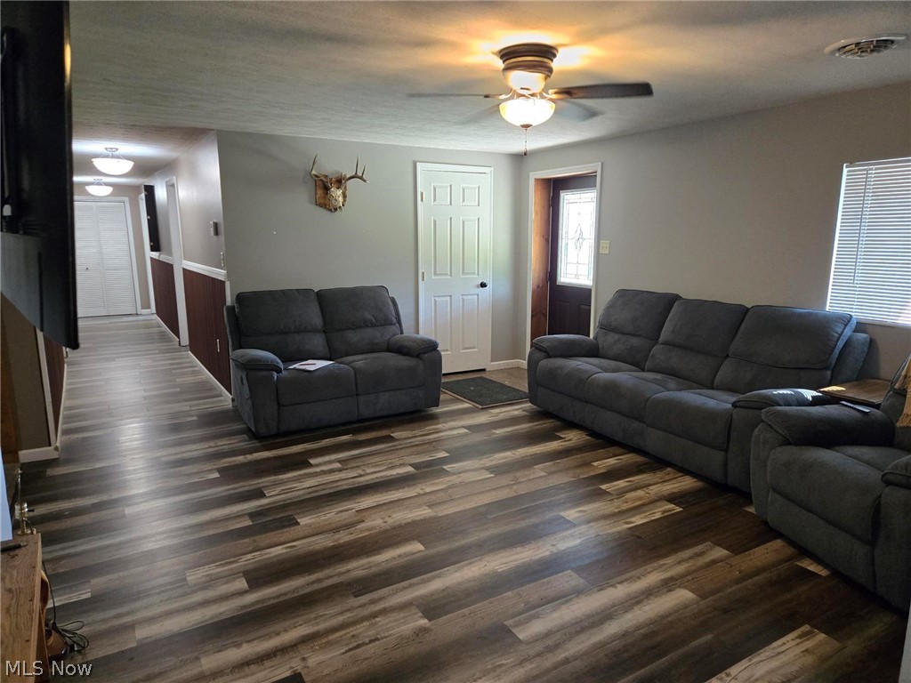 1840 E Airport Road NE Mcconnelsville OH 43756