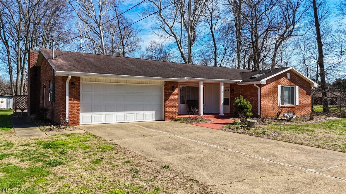 206 Ellsworth Drive Marietta OH 45750