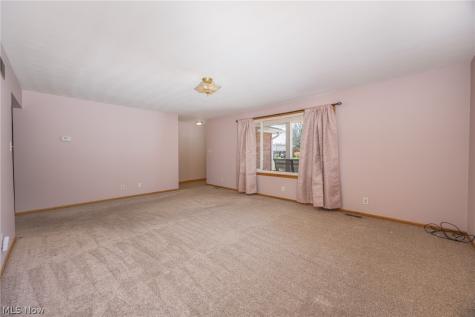 206 Ellsworth Drive Marietta OH 45750