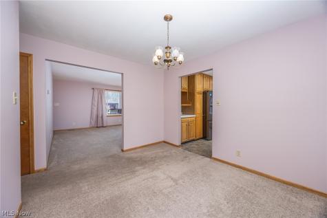 206 Ellsworth Drive Marietta OH 45750