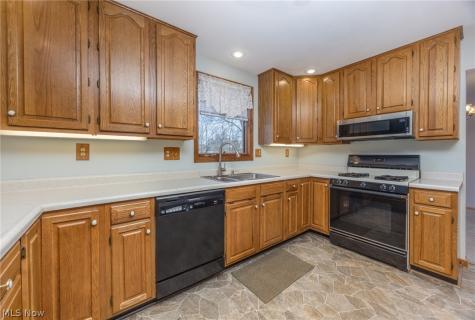 206 Ellsworth Drive Marietta OH 45750