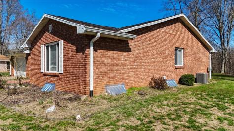 206 Ellsworth Drive Marietta OH 45750