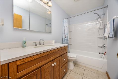 206 Ellsworth Drive Marietta OH 45750