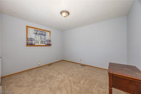 206 Ellsworth Drive Marietta OH 45750