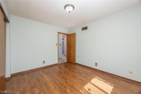 206 Ellsworth Drive Marietta OH 45750