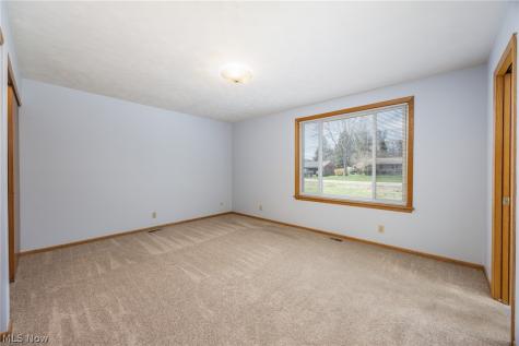 206 Ellsworth Drive Marietta OH 45750
