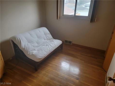 6213 Siegler Drive Brook Park OH 44142