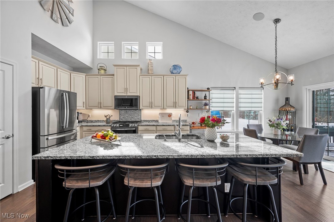 310 Lakeland Way Aurora OH 44202