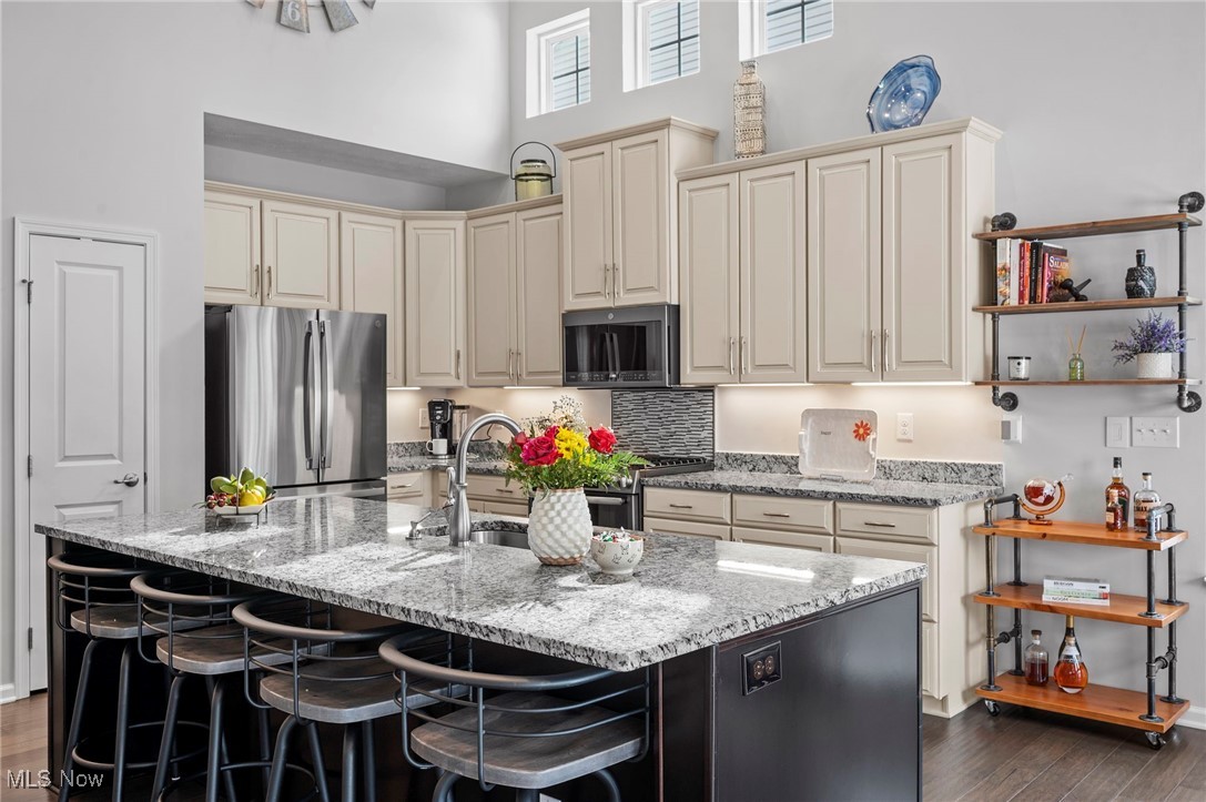 310 Lakeland Way Aurora OH 44202