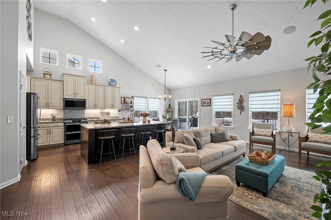 310 Lakeland Way Aurora OH 44202