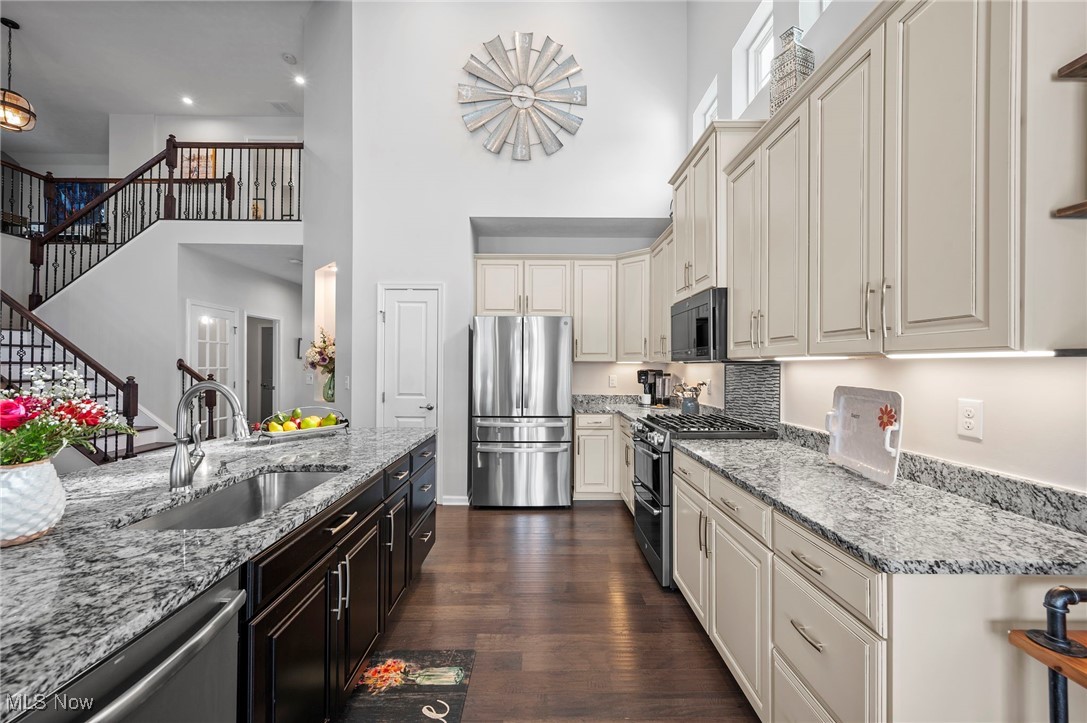 310 Lakeland Way Aurora OH 44202