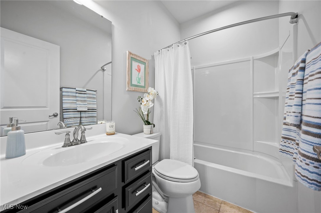 310 Lakeland Way Aurora OH 44202