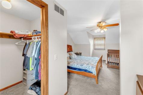 1846 Opal Street Louisville OH 44641