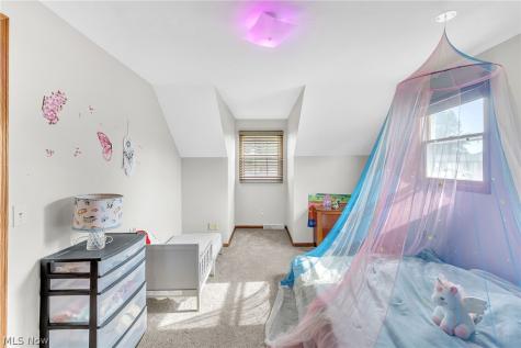 1846 Opal Street Louisville OH 44641