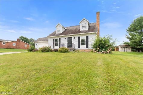 1846 Opal Street Louisville OH 44641