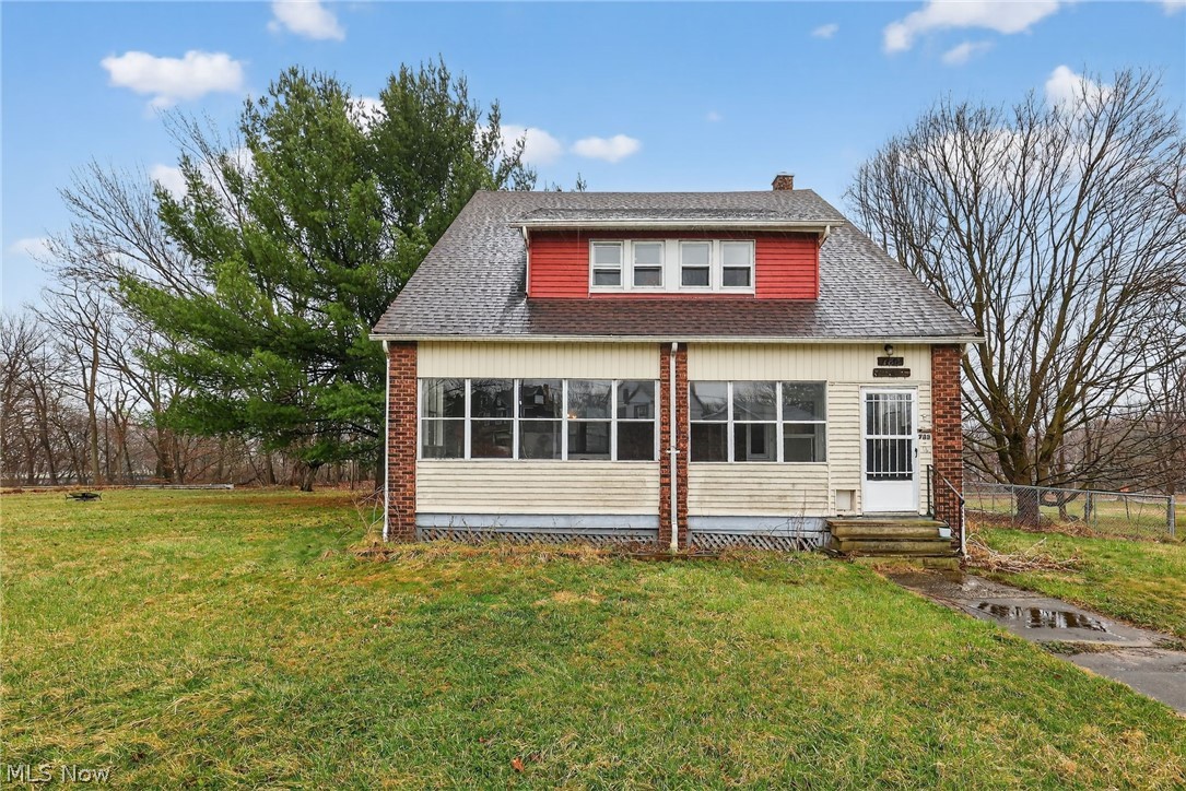 788 Caledonia Street Youngstown OH 44502