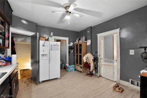788 Caledonia Street Youngstown OH 44502