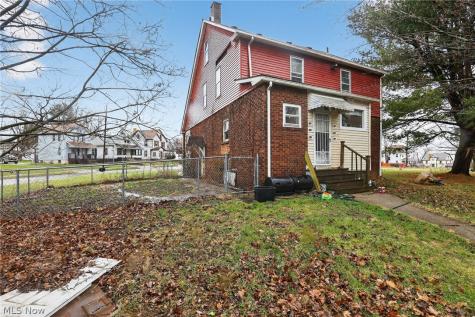 788 Caledonia Street Youngstown OH 44502